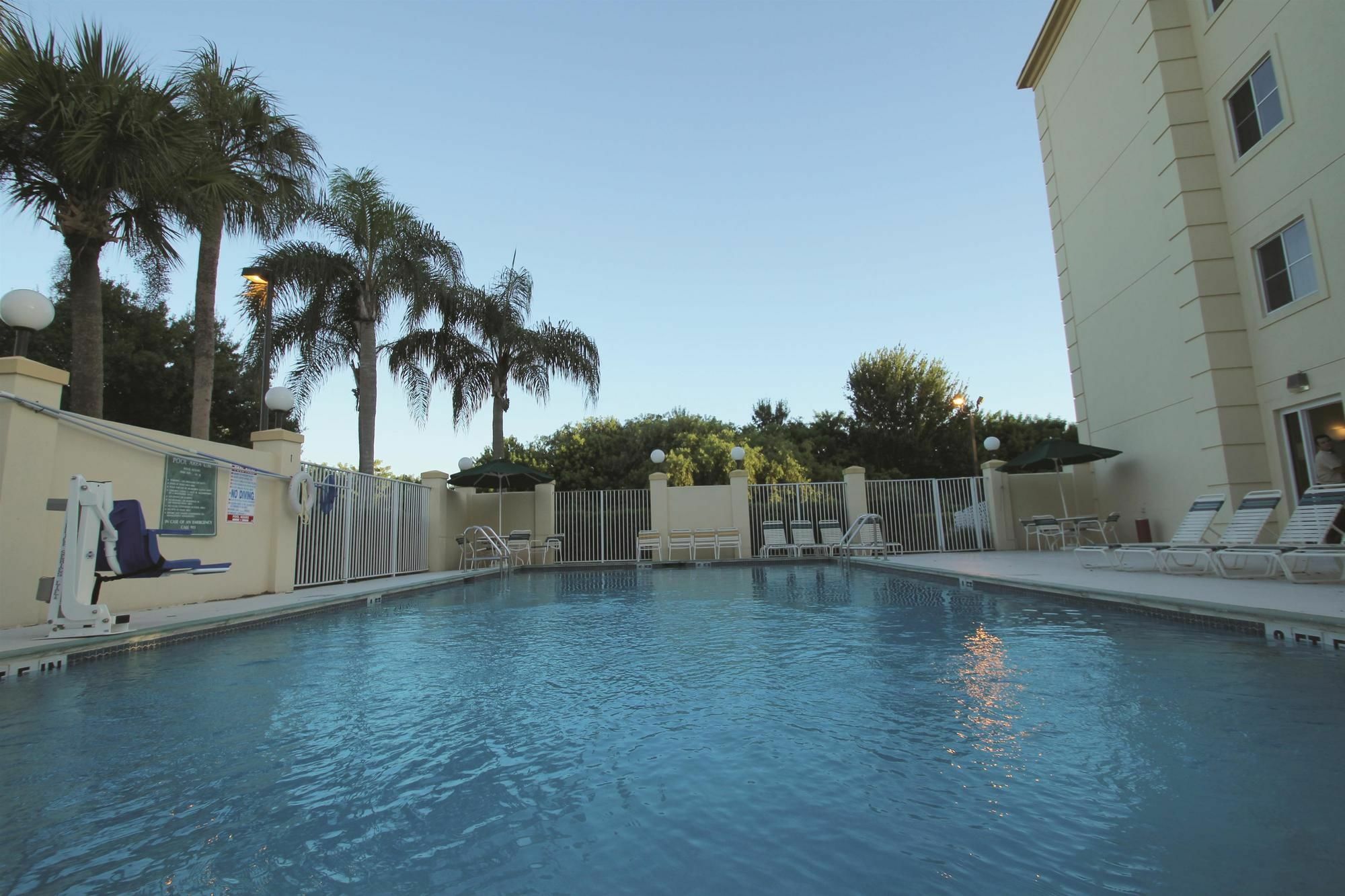 La Quinta By Wyndham Viera